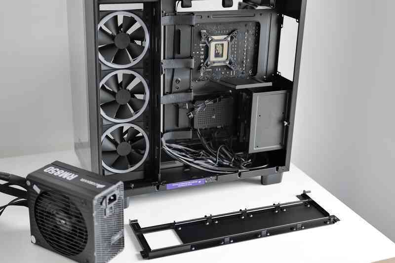 Đánh giá NZXT H9 Elite: Thoáng mát giải nhiệt, rộng rãi đi dây và cao cấp như cái tên - Ảnh 9. Đánh giá NZXT H9 Elite: Thoáng mát giải nhiệt, rộng rãi đi dây và cao cấp như cái tên - Ảnh 9.