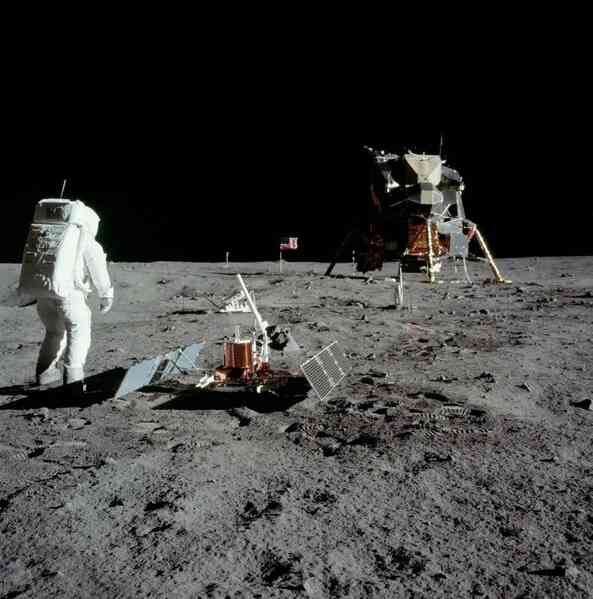 Tàu Ấn Độ bắt tín hiệu 'không tưởng' dưới Mặt trăng: NASA tiết lộ điều gì? - Ảnh 4. Tàu Ấn Độ bắt tín hiệu 'không tưởng' dưới Mặt trăng: NASA tiết lộ điều gì? - Ảnh 4.