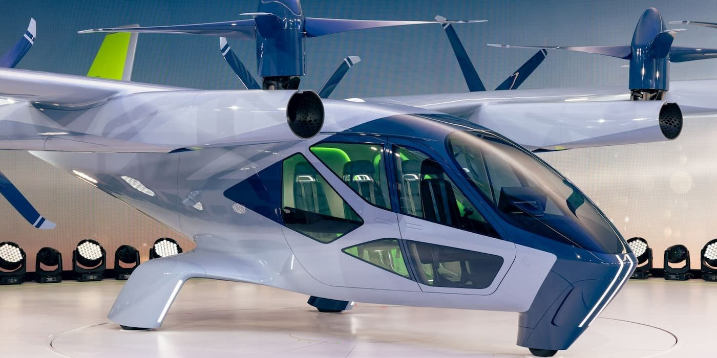 Trong khi các hãng khác giới thiệu ô tô, Hyundai 'chơi độc' mang 'taxi bay' đến triển lãm CES 2024: di chuyển 200km/h, tiếng ồn chỉ ngang máy rửa bát