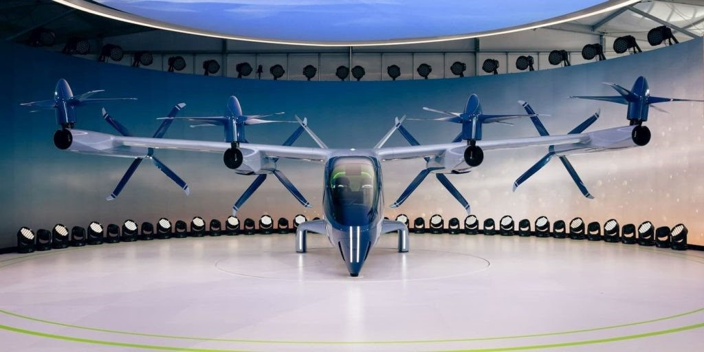 Trong khi các hãng khác giới thiệu ô tô, Hyundai 'chơi độc' mang 'taxi bay' đến triển lãm CES 2024: di chuyển 200km/h, tiếng ồn chỉ ngang máy rửa bát- Ảnh 3. Trong khi các hãng khác giới thiệu ô tô, Hyundai 'chơi độc' mang 'taxi bay' đến triển lãm CES 2024: di chuyển 200km/h, tiếng ồn chỉ ngang máy rửa bát- Ảnh 3.