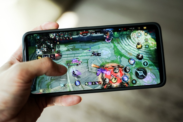 Trên tay Xiaomi Redmi Note 13, 13 Pro và 13 Pro + 5G mới: 3 “cực phẩm” giá tốt chiếm trọn phân khúc phổ thông và trung cấp- Ảnh 8. Trên tay Xiaomi Redmi Note 13, 13 Pro và 13 Pro + 5G mới: 3 “cực phẩm” giá tốt chiếm trọn phân khúc phổ thông và trung cấp- Ảnh 8.