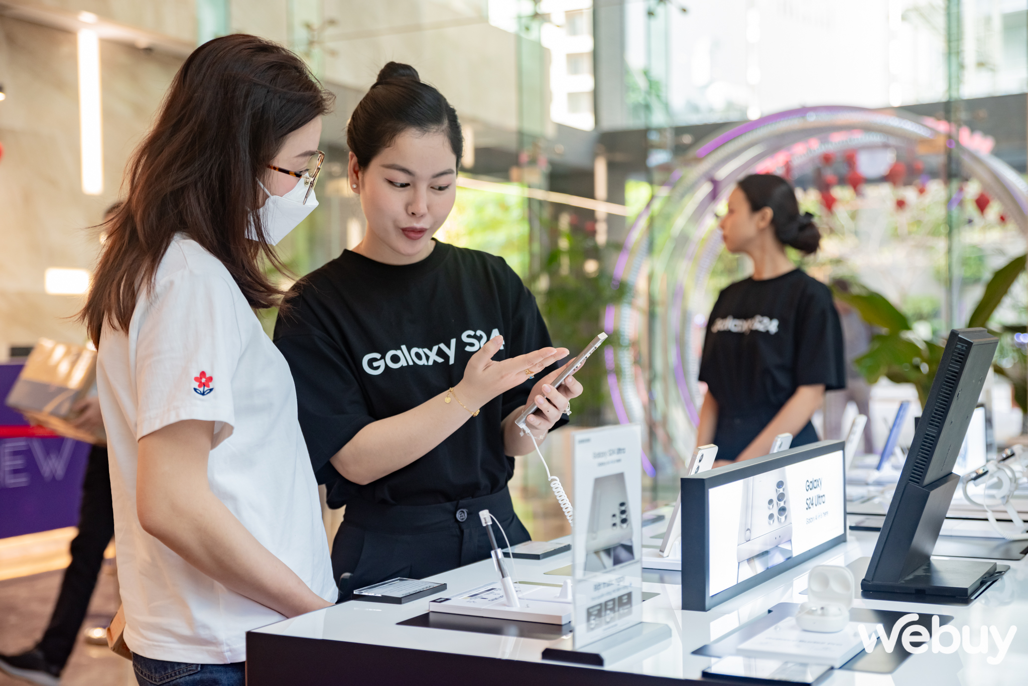 Một vòng trải nghiệm Galaxy AI khắp TP Hồ Chí Minh để thấy Samsung Một vòng trải nghiệm Galaxy AI khắp TP Hồ Chí Minh để thấy Samsung