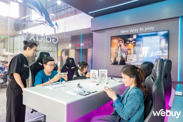 Một vòng trải nghiệm Galaxy AI khắp TP Hồ Chí Minh để thấy Samsung Một vòng trải nghiệm Galaxy AI khắp TP Hồ Chí Minh để thấy Samsung