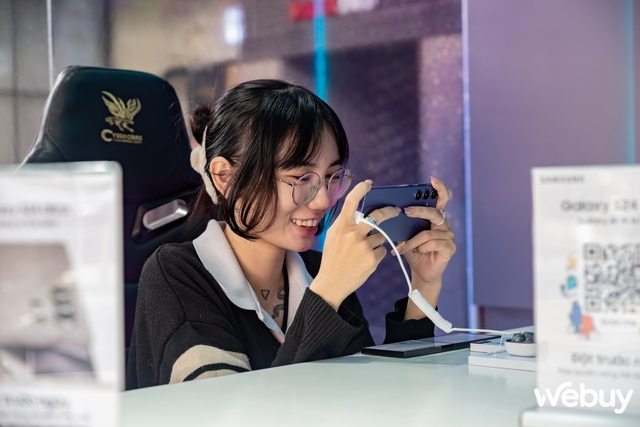 Một vòng trải nghiệm Galaxy AI khắp TP Hồ Chí Minh để thấy Samsung Một vòng trải nghiệm Galaxy AI khắp TP Hồ Chí Minh để thấy Samsung