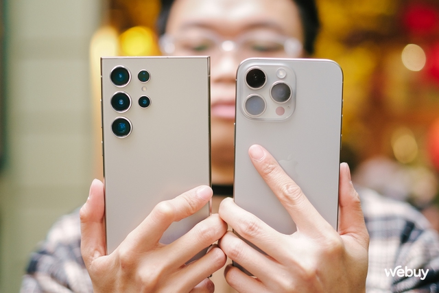 Đo dáng Galaxy S24 Ultra và iPhone 15 Pro Max: Cùng là Titan nhưng trông lạ quá- Ảnh 14. Đo dáng Galaxy S24 Ultra và iPhone 15 Pro Max: Cùng là Titan nhưng trông lạ quá- Ảnh 14.
