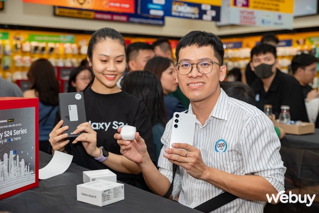Galaxy S24 Series chính thức đến tay người dùng Việt, xác lập kỷ lục đặt hàng trước cao nhất trong 5 năm trở lại đây- Ảnh 11.
