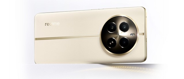 Thật không thể tin nổi: realme ra mắt smartphone tầm trung trang bị công nghệ mà Apple và Samsung đều không dám làm- Ảnh 3. Thật không thể tin nổi: realme ra mắt smartphone tầm trung trang bị công nghệ mà Apple và Samsung đều không dám làm- Ảnh 3.