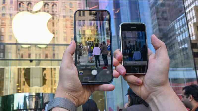Từng bị đánh giá ‘đã chết’ khi vừa ra mắt, iPhone chứa công thức đặc biệt giúp Apple soán ngôi Nokia: Samsung phải vội ‘lấy sách vở ghi chép’