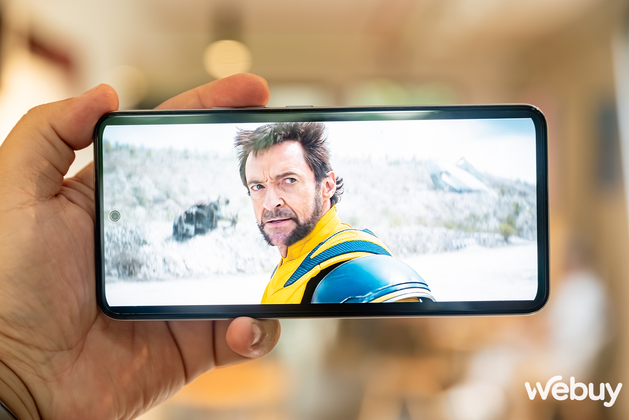 Cận cảnh vivo V40 Lite: Đẹp sang bất ngờ, bền bỉ với IP64 và sạc nhanh 80W, vẫn sở hữu vòng sáng Aura thông minh, giá 8.5tr đồng- Ảnh 24. Cận cảnh vivo V40 Lite: Đẹp sang bất ngờ, bền bỉ với IP64 và sạc nhanh 80W, vẫn sở hữu vòng sáng Aura thông minh, giá 8.5tr đồng- Ảnh 24.