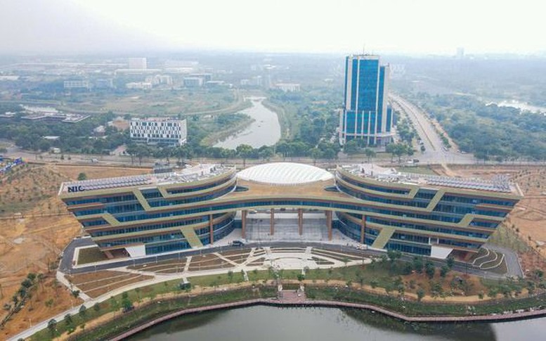 Thủ tướng: Đổi mới để bứt phá, vượt qua chính mình; sáng tạo để vươn xa, bay cao trong kỷ nguyên mới- Ảnh 14. Thủ tướng: Đổi mới để bứt phá, vượt qua chính mình; sáng tạo để vươn xa, bay cao trong kỷ nguyên mới- Ảnh 14.
