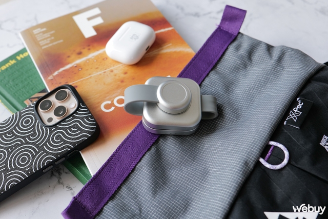 Dock sạc 3 trong 1 gấp gọn giá chỉ 900.000đ siêu hợp với ai có đủ combo iPhone - AirPods - Apple Watch- Ảnh 2. Dock sạc 3 trong 1 gấp gọn giá chỉ 900.000đ siêu hợp với ai có đủ combo iPhone - AirPods - Apple Watch- Ảnh 2.