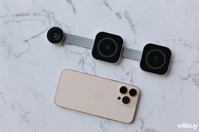 Dock sạc 3 trong 1 gấp gọn giá chỉ 900.000đ siêu hợp với ai có đủ combo iPhone - AirPods - Apple Watch- Ảnh 3. Dock sạc 3 trong 1 gấp gọn giá chỉ 900.000đ siêu hợp với ai có đủ combo iPhone - AirPods - Apple Watch- Ảnh 3.