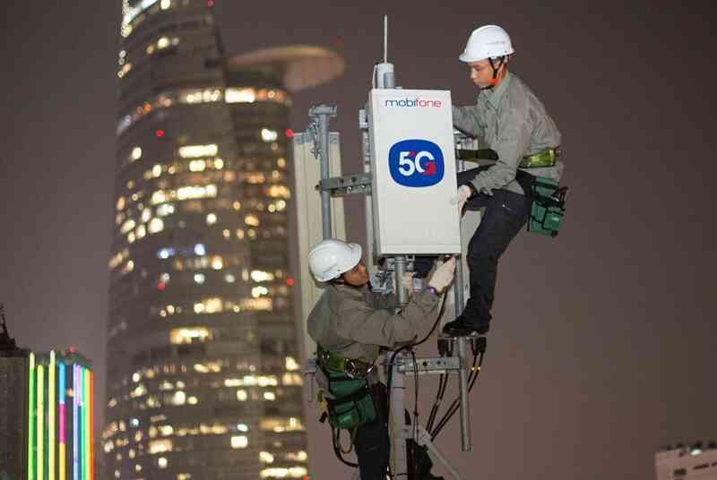 “Ông lớn” nhà mạng Viettel, Vinaphone và Mobifone thông báo chi tiết việc phủ sóng 5G- Ảnh 4. “Ông lớn” nhà mạng Viettel, Vinaphone và Mobifone thông báo chi tiết việc phủ sóng 5G- Ảnh 4.