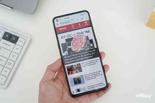 Điện thoại này giá 4,9 triệu có màn hình AMOLED 120Hz, chip "đầu 8" chơi game cực ngon, pin 5.000mAh kèm sạc nhanh 80W- Ảnh 16. Điện thoại này giá 4,9 triệu có màn hình AMOLED 120Hz, chip "đầu 8" chơi game cực ngon, pin 5.000mAh kèm sạc nhanh 80W- Ảnh 16.