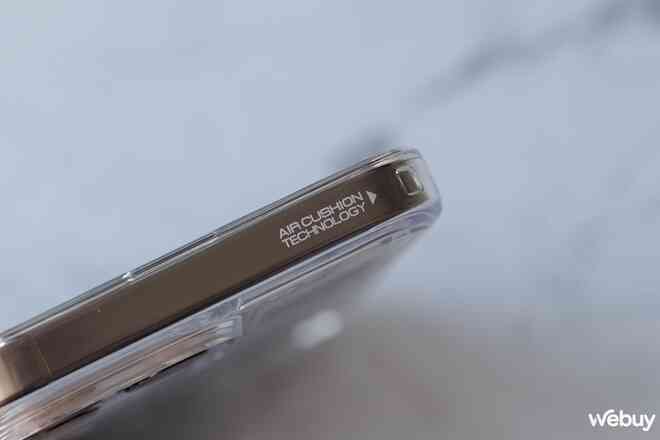 Loạt ốp lưng cao cấp dành cho iPhone 16 đáng mua: Thương hiệu nổi tiếng, thiết kế đẹp, cực bền bỉ mà giá lại rẻ hơn hàng "chính chủ" Apple- Ảnh 9. Loạt ốp lưng cao cấp dành cho iPhone 16 đáng mua: Thương hiệu nổi tiếng, thiết kế đẹp, cực bền bỉ mà giá lại rẻ hơn hàng "chính chủ" Apple- Ảnh 9.