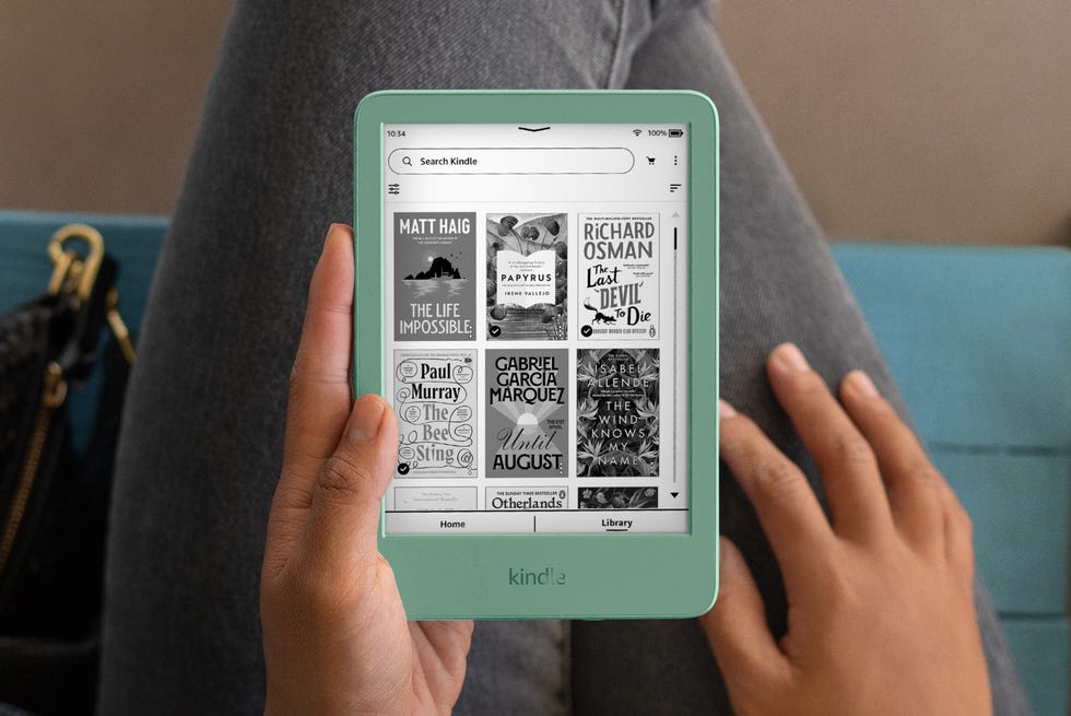 Amazon ra mắt loạt máy đọc sách Kindle mới: Bao gồm chiếc Kindle đầu tiên với màn hình màu- Ảnh 3. Amazon ra mắt loạt máy đọc sách Kindle mới: Bao gồm chiếc Kindle đầu tiên với màn hình màu- Ảnh 3.