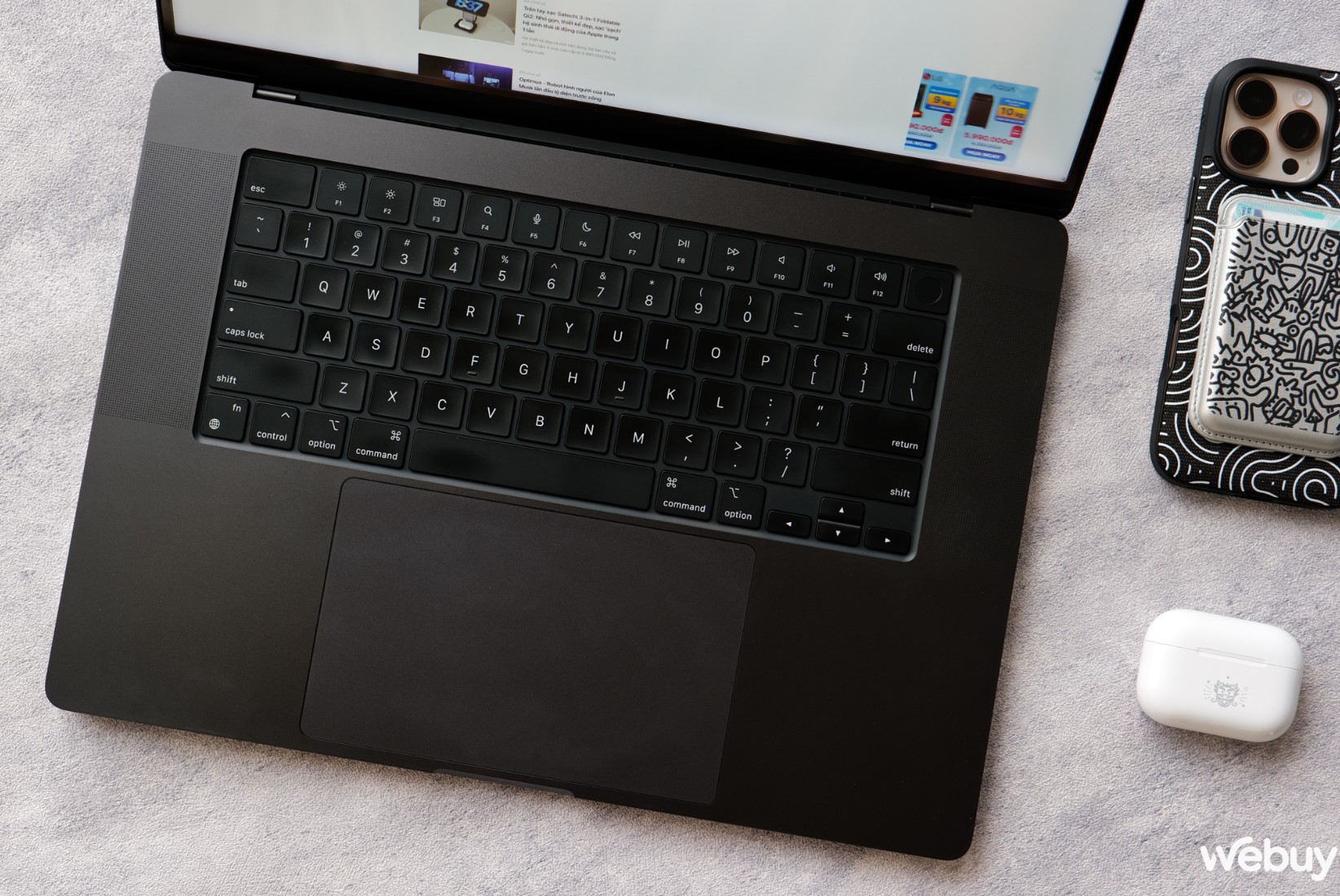MacBook Pro 16 inch M3 Max sau 9 tháng sử dụng: Chiếc laptop hỗ trợ công việc tốt nhất hiện nay- Ảnh 19. MacBook Pro 16 inch M3 Max sau 9 tháng sử dụng: Chiếc laptop hỗ trợ công việc tốt nhất hiện nay- Ảnh 19.