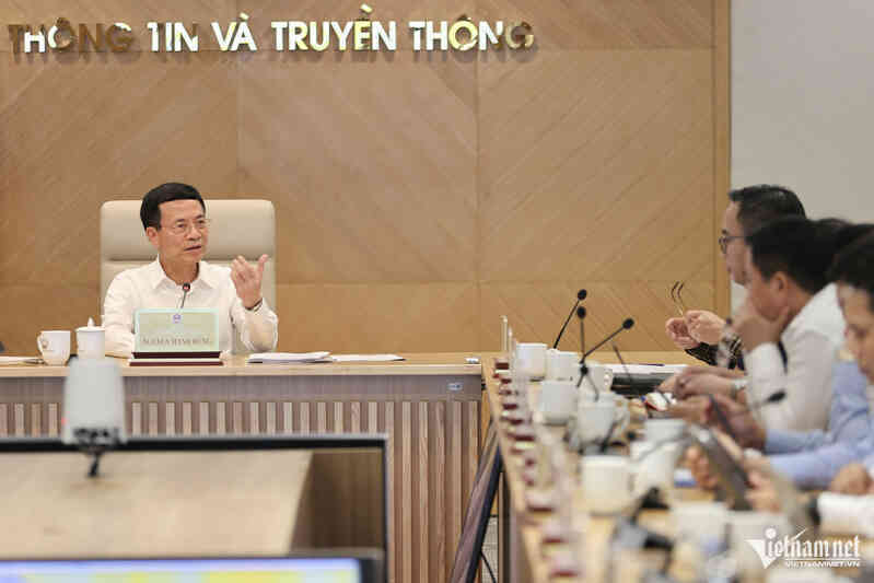 Ngành TT&TT phải đi đầu trong cuộc cách mạng chuyển đổi số