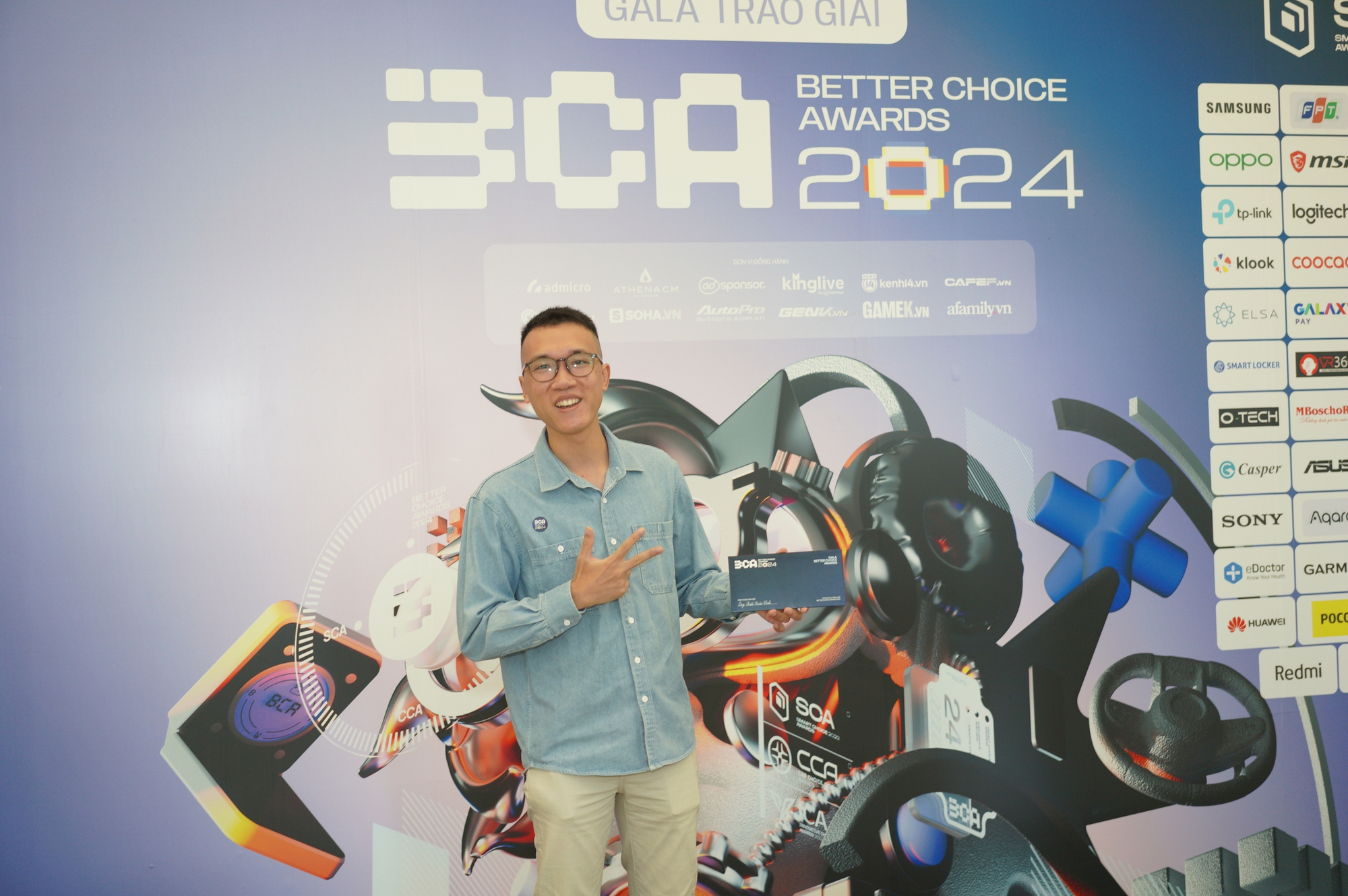 Có mặt trên thảm đỏ Better Choice Awards 2024, bộ ba tech reviewer Vinh Vật Vờ, Hải Triều và Duy Thẩm nói gì?- Ảnh 4. Có mặt trên thảm đỏ Better Choice Awards 2024, bộ ba tech reviewer Vinh Vật Vờ, Hải Triều và Duy Thẩm nói gì?- Ảnh 4.