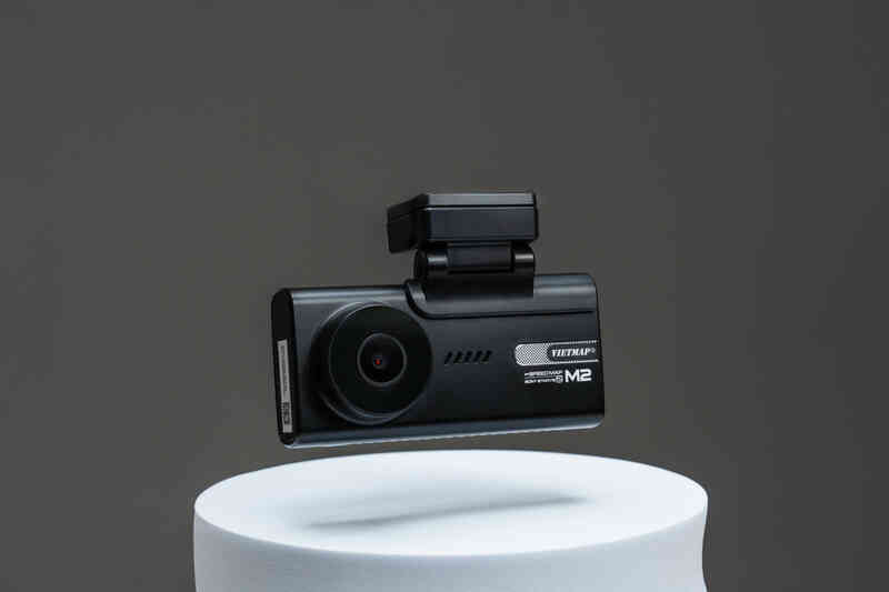 SpeedMap M2 - camera hành trình thông minh, tiện lợi