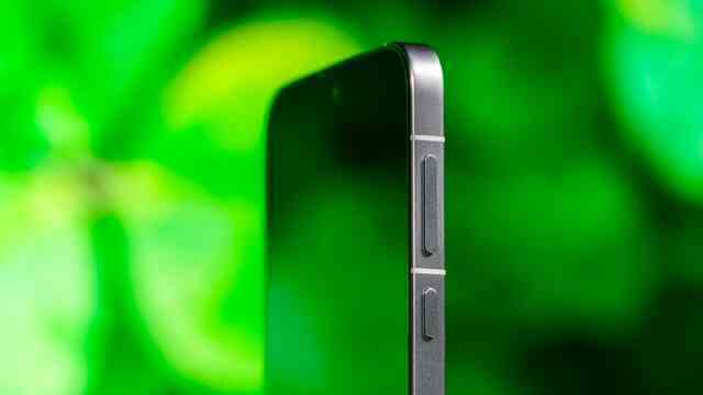Ảnh thực tế OPPO Find X8 với thiết kế mới lạ, màn hình nhỏ gọn chỉ 6,59 inch, chip Dimensity 9400 cực mạnh, chuẩn bị bán chính hãng tại Việt Nam- Ảnh 10. Ảnh thực tế OPPO Find X8 với thiết kế mới lạ, màn hình nhỏ gọn chỉ 6,59 inch, chip Dimensity 9400 cực mạnh, chuẩn bị bán chính hãng tại Việt Nam- Ảnh 10.