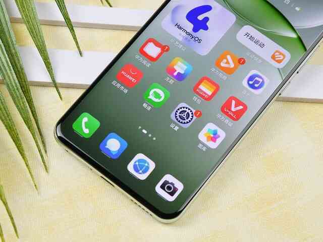 Cận cảnh smartphone tầm trung mới của Huawei: Giá hơn 13 triệu nhưng hiệu năng thua điện thoại 5 triệu- Ảnh 17. Cận cảnh smartphone tầm trung mới của Huawei: Giá hơn 13 triệu nhưng hiệu năng thua điện thoại 5 triệu- Ảnh 17.