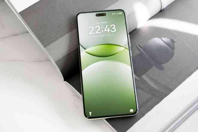 Cận cảnh smartphone tầm trung mới của Huawei: Giá hơn 13 triệu nhưng hiệu năng thua điện thoại 5 triệu- Ảnh 22. Cận cảnh smartphone tầm trung mới của Huawei: Giá hơn 13 triệu nhưng hiệu năng thua điện thoại 5 triệu- Ảnh 22.