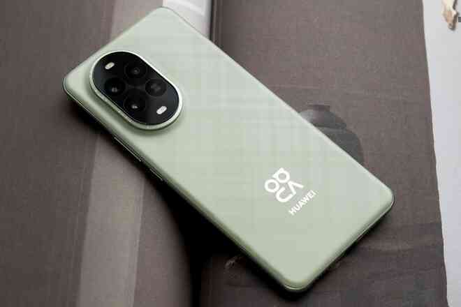 Cận cảnh smartphone tầm trung mới của Huawei: Giá hơn 13 triệu nhưng hiệu năng thua điện thoại 5 triệu- Ảnh 26. Cận cảnh smartphone tầm trung mới của Huawei: Giá hơn 13 triệu nhưng hiệu năng thua điện thoại 5 triệu- Ảnh 26.