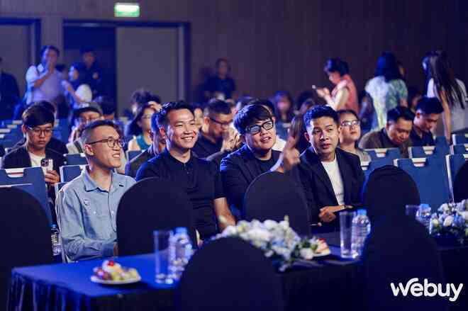 Bùng nổ cảm xúc đêm Gala Better Choice Awards 2024: Chị đẹp cùng anh tài tụ hội, quá mãn nhãn và ấn tượng- Ảnh 11. Bùng nổ cảm xúc đêm Gala Better Choice Awards 2024: Chị đẹp cùng anh tài tụ hội, quá mãn nhãn và ấn tượng- Ảnh 11.