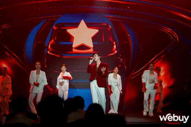 Bùng nổ cảm xúc đêm Gala Better Choice Awards 2024: Chị đẹp cùng anh tài tụ hội, quá mãn nhãn và ấn tượng- Ảnh 41. Bùng nổ cảm xúc đêm Gala Better Choice Awards 2024: Chị đẹp cùng anh tài tụ hội, quá mãn nhãn và ấn tượng- Ảnh 41.