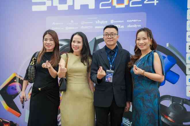 Bùng nổ cảm xúc đêm Gala Better Choice Awards 2024: Chị đẹp cùng anh tài tụ hội, quá mãn nhãn và ấn tượng- Ảnh 6. Bùng nổ cảm xúc đêm Gala Better Choice Awards 2024: Chị đẹp cùng anh tài tụ hội, quá mãn nhãn và ấn tượng- Ảnh 6.