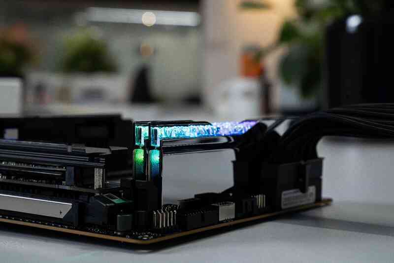 Đánh giá G.Skill TridentZ5 Royal Neo 6000MHz CL28: kit RAM DDR5 sang chảnh dành cho cấu hình AMD chơi game- Ảnh 11. Đánh giá G.Skill TridentZ5 Royal Neo 6000MHz CL28: kit RAM DDR5 sang chảnh dành cho cấu hình AMD chơi game- Ảnh 11.