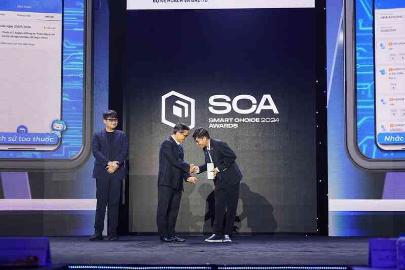 Long Châu, FPT AI đồng loạt ghi danh tại Better Choice Awards 2024 và Vietnam Innovation Challenge- Ảnh 3. Long Châu, FPT AI đồng loạt ghi danh tại Better Choice Awards 2024 và Vietnam Innovation Challenge- Ảnh 3.