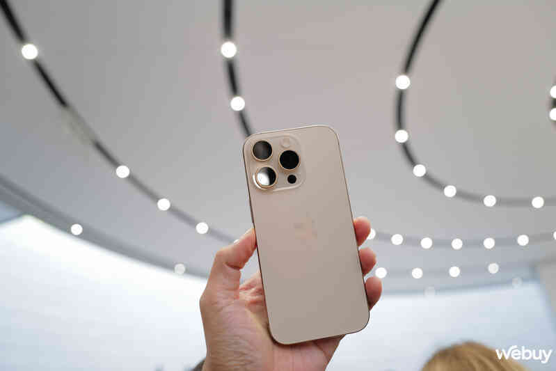"Camera iPhone 16 Pro Max chẳng khác đời trước", thực tế sử dụng ra sao?