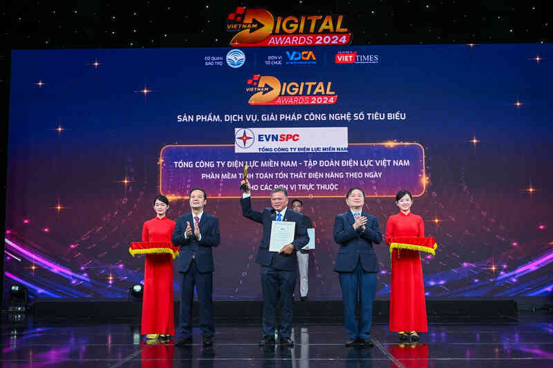 Tổng công ty Điện lực miền Nam nhận Giải thưởng chuyển đổi số Việt Nam năm 2024