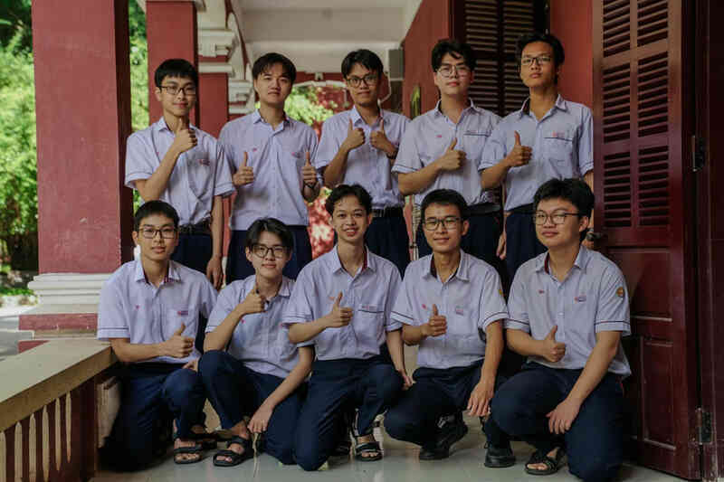 1 trường THPT có số lượng học sinh lọt vào chung kết Olympia nhiều nhất cả nước: Tuổi đời hơn 1 thế kỷ, sở hữu bảng “vàng” thành tích- Ảnh 5. 1 trường THPT có số lượng học sinh lọt vào chung kết Olympia nhiều nhất cả nước: Tuổi đời hơn 1 thế kỷ, sở hữu bảng “vàng” thành tích- Ảnh 5.