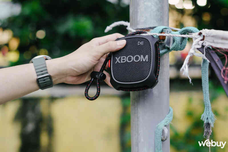 Đánh giá loa nhỏ gọn LG XBOOM Go XG2T: Không hoàn hảo nhưng dùng đúng mục đích sẽ rất 'vui vẻ'