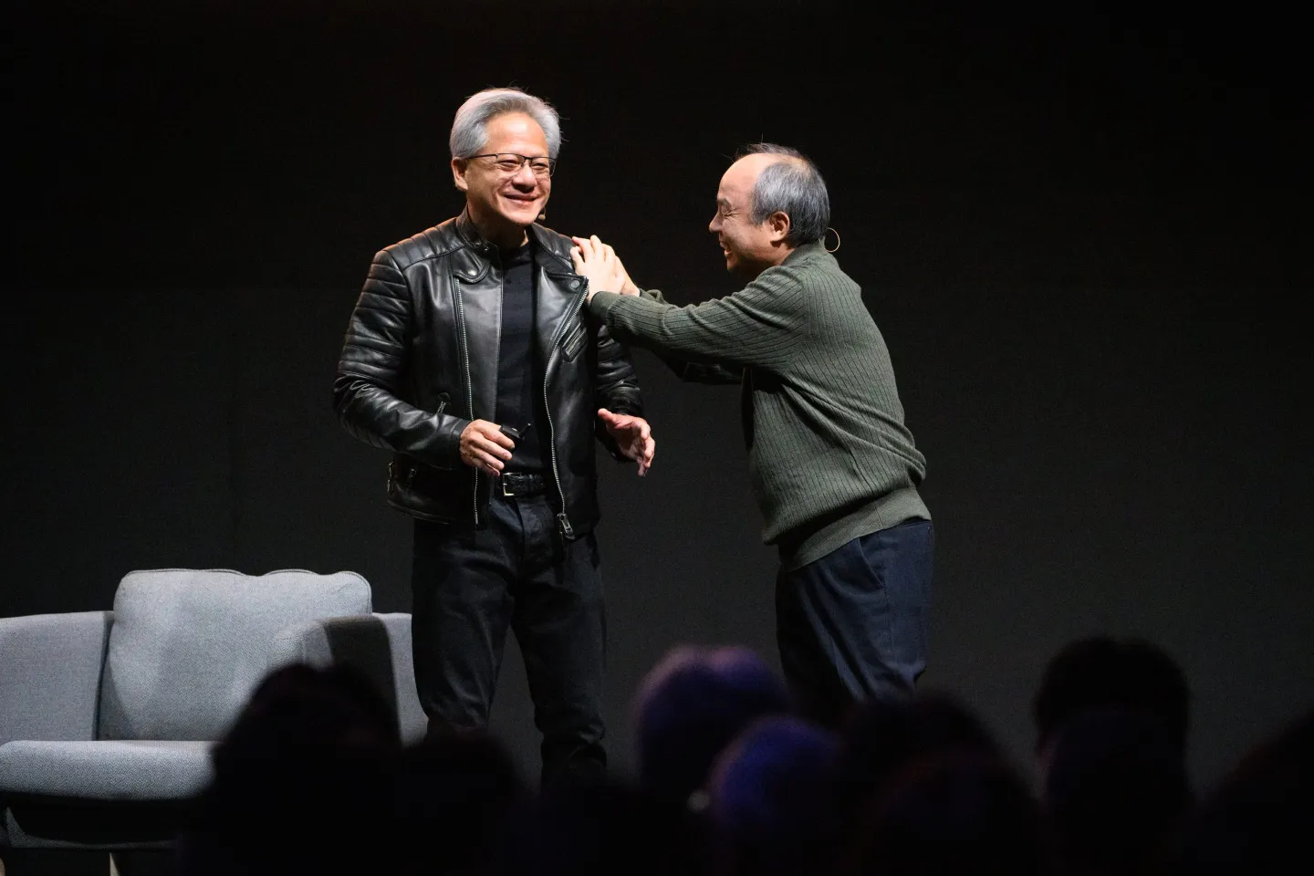 CEO Nvidia nuối tiếc vì từ chối khoản vay của tỷ phú Masayoshi Son để tự thâu tóm chính công ty mình