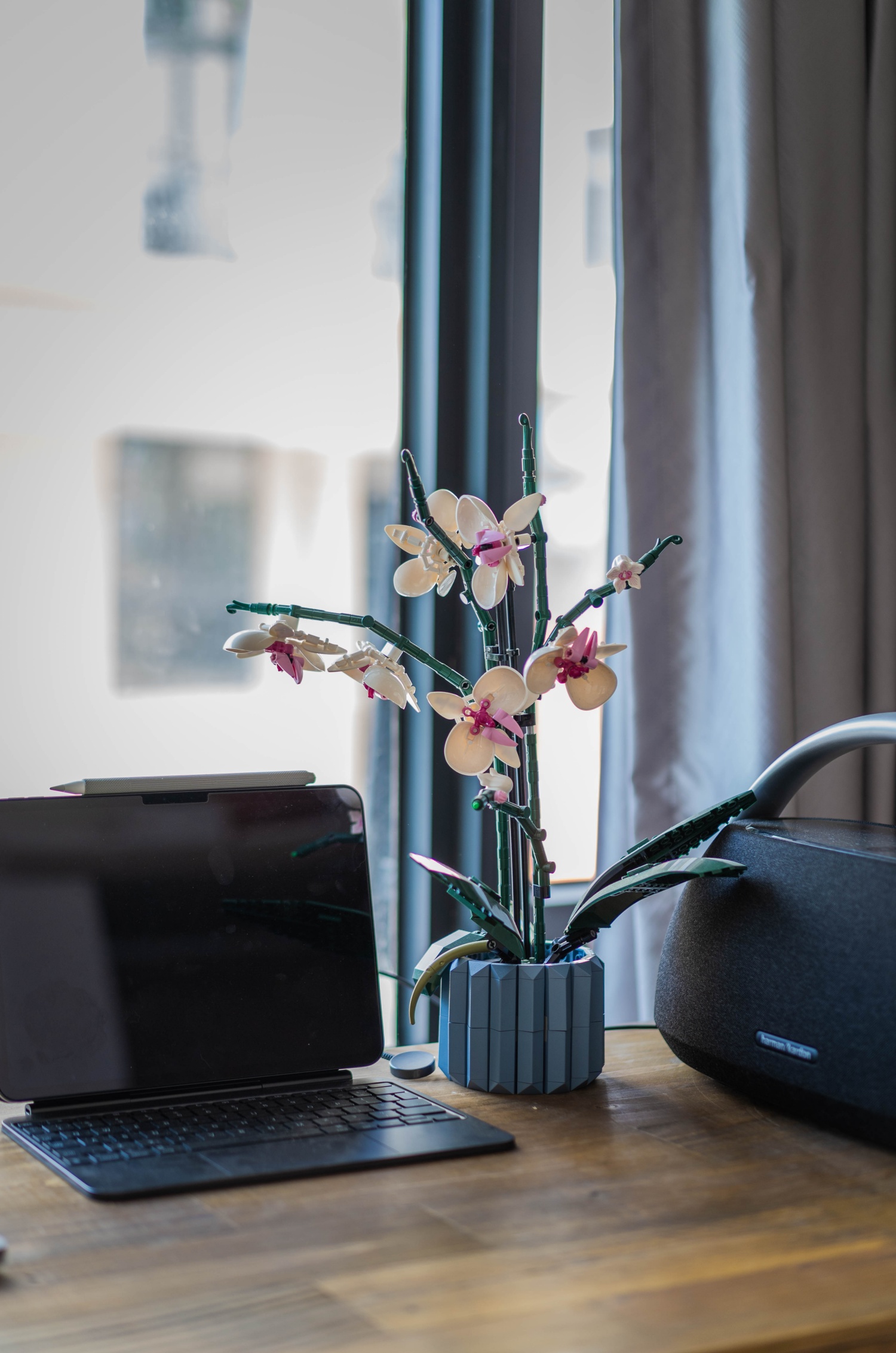 Cô gái Hà Nội đam mê decor góc làm việc tại nhà: Xinh xắn điệu đà nhưng vẫn nhiều công năng, có cả chỗ ngồi chill như quán cà phê- Ảnh 20. Cô gái Hà Nội đam mê decor góc làm việc tại nhà: Xinh xắn điệu đà nhưng vẫn nhiều công năng, có cả chỗ ngồi chill như quán cà phê- Ảnh 20.