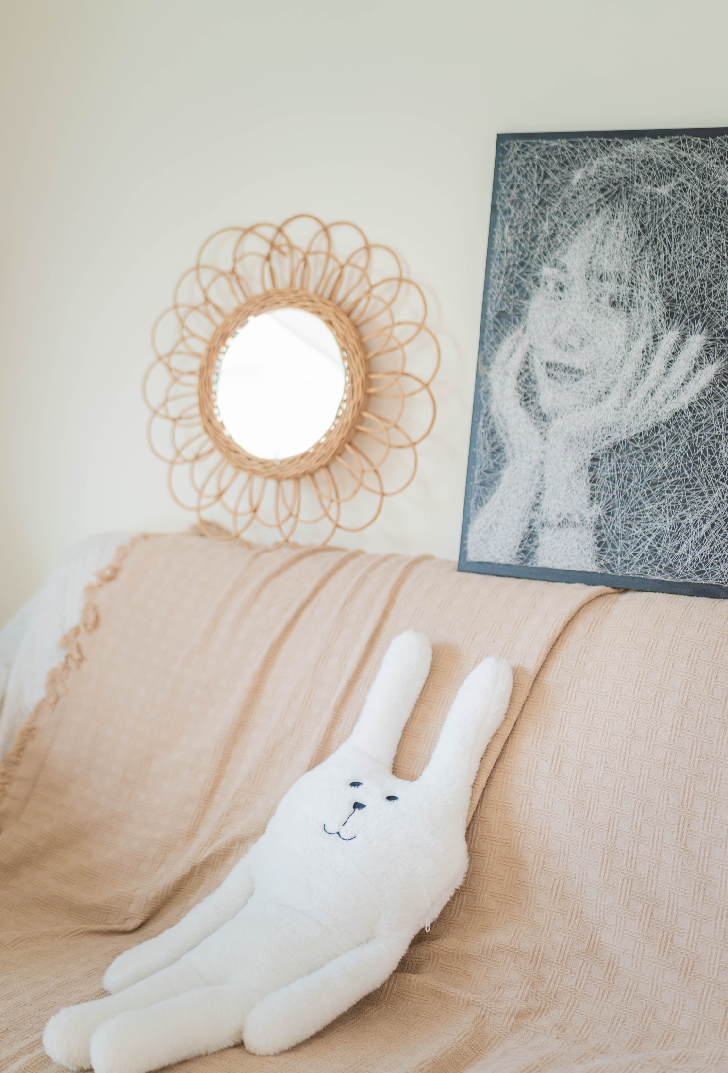 Cô gái Hà Nội đam mê decor góc làm việc tại nhà: Xinh xắn điệu đà nhưng vẫn nhiều công năng, có cả chỗ ngồi chill như quán cà phê- Ảnh 6. Cô gái Hà Nội đam mê decor góc làm việc tại nhà: Xinh xắn điệu đà nhưng vẫn nhiều công năng, có cả chỗ ngồi chill như quán cà phê- Ảnh 6.