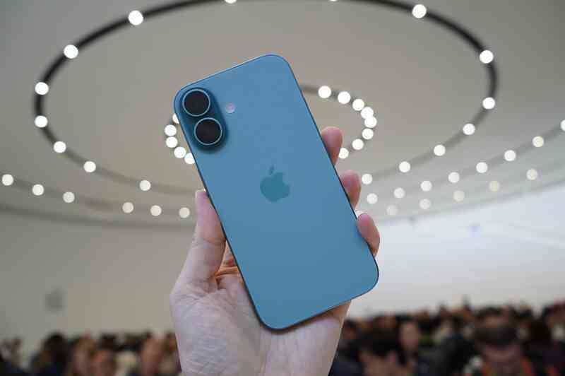 Người Việt chi 5.000 tỷ đồng mua iPhone 16