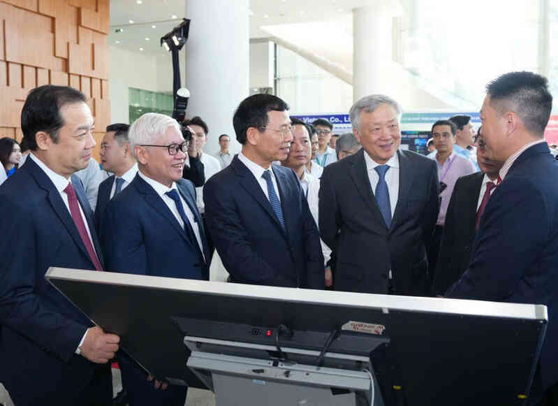 Bộ trưởng Nguyễn Mạnh Hùng: Chuyển đổi số là hai câu chuyện tách bạch, rõ ràng