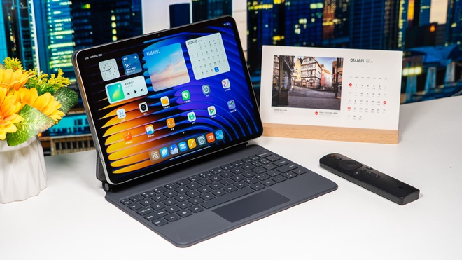 Cận cảnh Xiaomi Pad 7: Thiết kế đẹp như iPad Pro, chip Snapdragon 7+ Gen 3, có cả bàn phím "bay" như Magic Keyboard, giá chỉ hơn 8 triệu đồng- Ảnh 17. Cận cảnh Xiaomi Pad 7: Thiết kế đẹp như iPad Pro, chip Snapdragon 7+ Gen 3, có cả bàn phím "bay" như Magic Keyboard, giá chỉ hơn 8 triệu đồng- Ảnh 17.