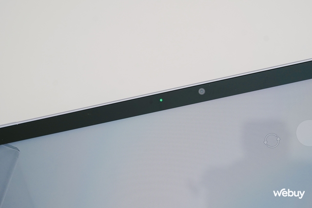 Cận cảnh Xiaomi Pad 7: Thiết kế đẹp như iPad Pro, chip Snapdragon 7+ Gen 3, có cả bàn phím "bay" như Magic Keyboard, giá chỉ hơn 8 triệu đồng- Ảnh 20. Cận cảnh Xiaomi Pad 7: Thiết kế đẹp như iPad Pro, chip Snapdragon 7+ Gen 3, có cả bàn phím "bay" như Magic Keyboard, giá chỉ hơn 8 triệu đồng- Ảnh 20.