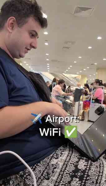 Nói du lịch Việt Nam wifi rất tệ, hai khách Tây nỗ lực chứng minh bạn đã lầm to, đến cả đồng lúa còn có mạng để dùng- Ảnh 3. Nói du lịch Việt Nam wifi rất tệ, hai khách Tây nỗ lực chứng minh bạn đã lầm to, đến cả đồng lúa còn có mạng để dùng- Ảnh 3.