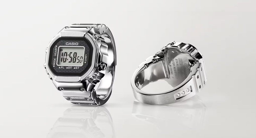 Casio ra mắt đồng hồ thông minh dạng nhẫn đeo tay
