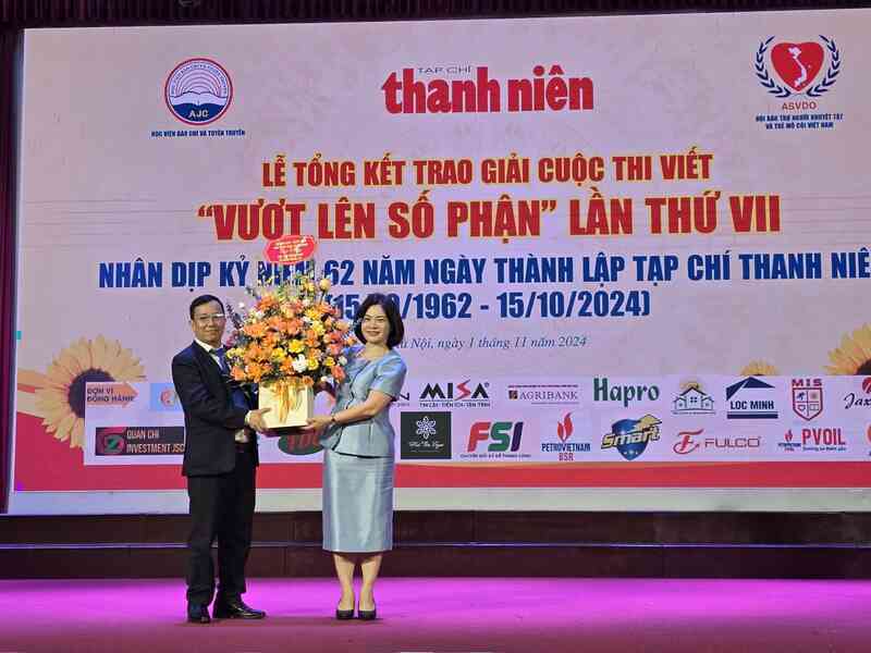 Lễ tổng kết, trao giải cuộc thi viết 'Vượt lên số phận' lần VII- Ảnh 3. Lễ tổng kết, trao giải cuộc thi viết 'Vượt lên số phận' lần VII- Ảnh 3.