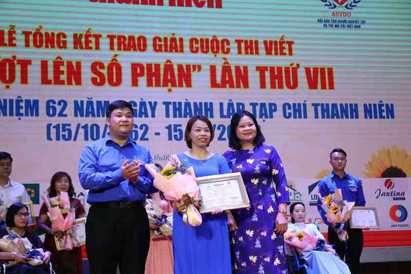 Lễ tổng kết, trao giải cuộc thi viết 'Vượt lên số phận' lần VII- Ảnh 7. Lễ tổng kết, trao giải cuộc thi viết 'Vượt lên số phận' lần VII- Ảnh 7.