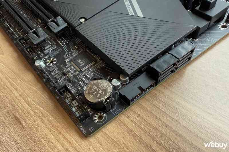 Đánh giá nhanh Gigabyte X870 AORUS Elite WiFi7: sẵn sàng đi tắt đón đầu về công nghệ- Ảnh 11. Đánh giá nhanh Gigabyte X870 AORUS Elite WiFi7: sẵn sàng đi tắt đón đầu về công nghệ- Ảnh 11.