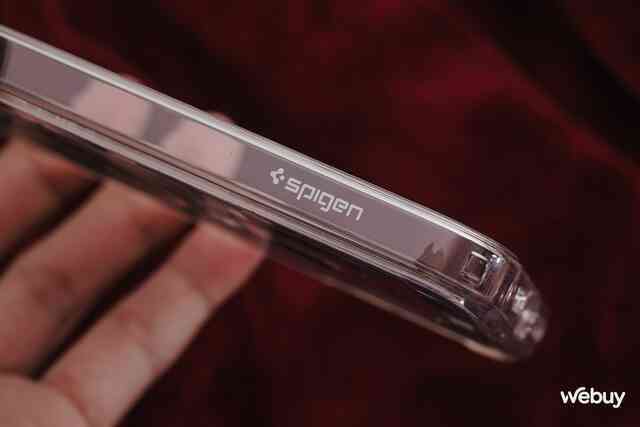 Đây là ốp lưng đẹp nhất cho iPhone 16 Pro Max: Giá chỉ 600.000 đồng, thiết kế "xuyên thấu" cực bền bỉ, tới từ thương hiệu có tiếng- Ảnh 16. Đây là ốp lưng đẹp nhất cho iPhone 16 Pro Max: Giá chỉ 600.000 đồng, thiết kế "xuyên thấu" cực bền bỉ, tới từ thương hiệu có tiếng- Ảnh 16.